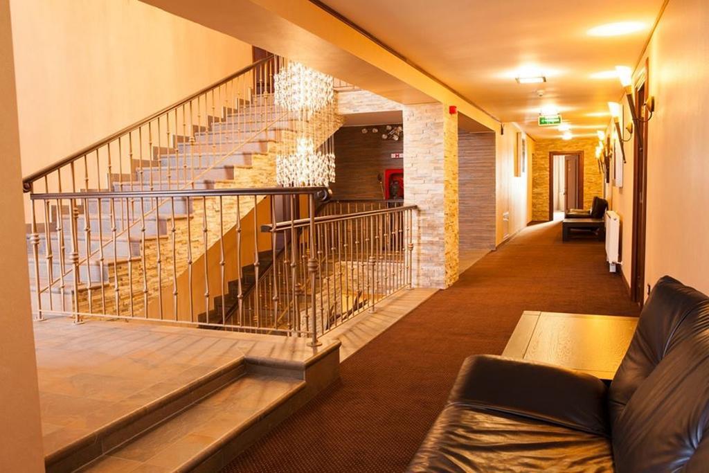 Hotel Belvedere Совата Екстериор снимка