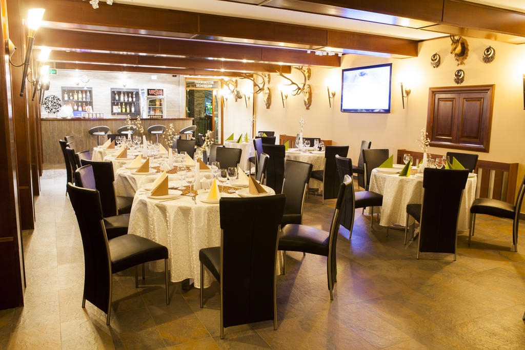 Hotel Belvedere Совата Екстериор снимка